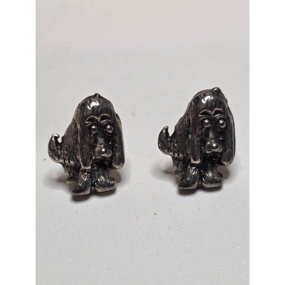 Vintage Basset Hound Dog Stud Earrings Silver Tone Pewter Style Canine Jewelry